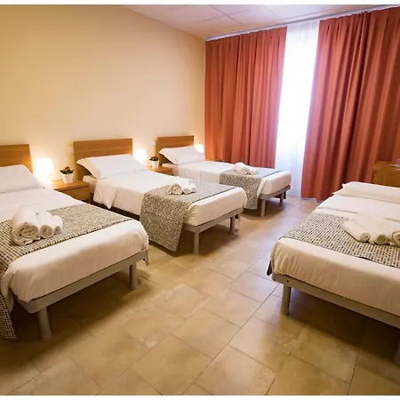 Santa Teresa House 2*