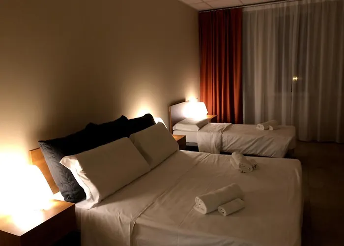 Santa Teresa House 2*