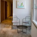 Santa Teresa House 2*