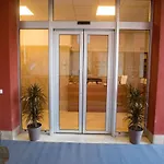 Santa Teresa House 2*