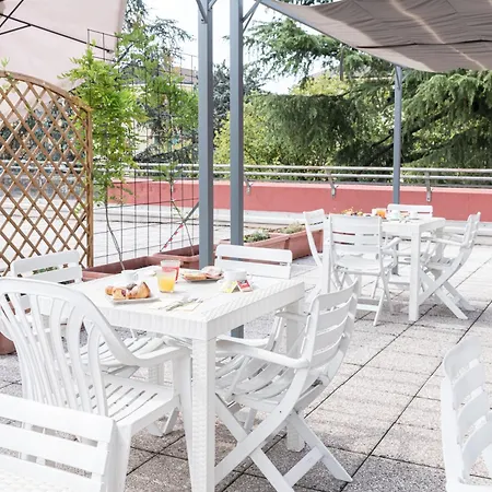 Santa Teresa House Vérone