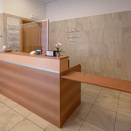 ホテル Santa Teresa House 2*