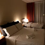 Santa Teresa House 2*