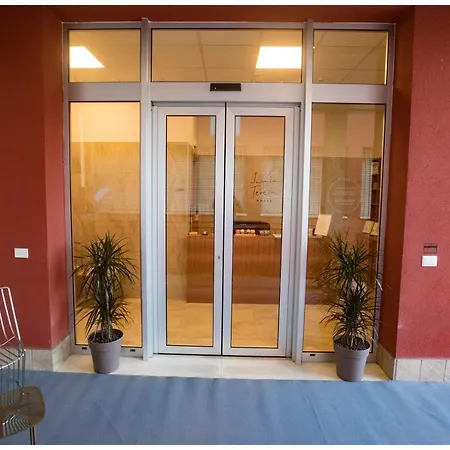 Otel Santa Teresa House